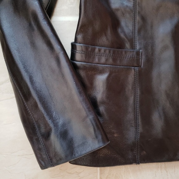 Cole Haan - Women's Lambskin Full Zip Leather Waist Coat - Picture 3 of 5